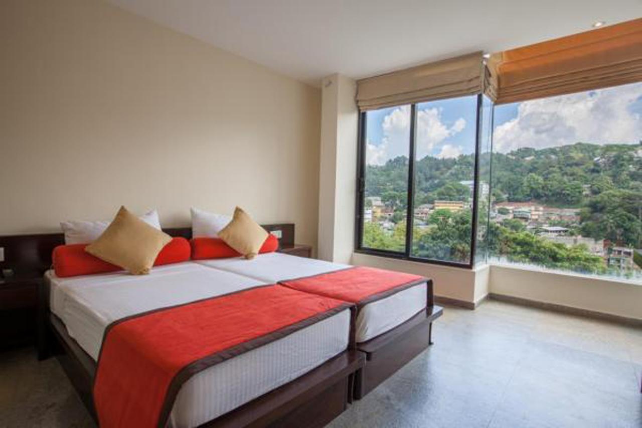 Oak Ray City Hotel Κάντι Εξωτερικό φωτογραφία