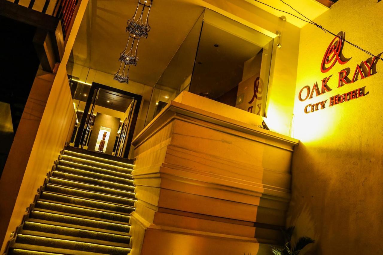 Oak Ray City Hotel Κάντι Εξωτερικό φωτογραφία
