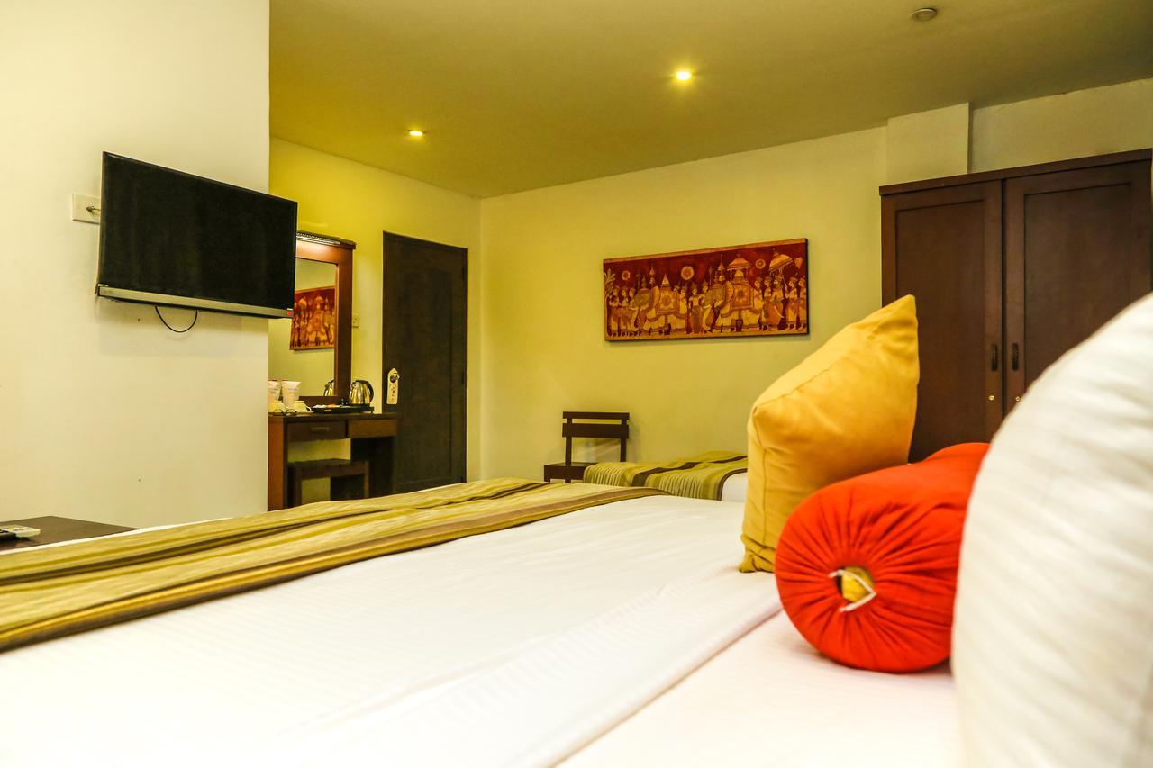 Oak Ray City Hotel Κάντι Εξωτερικό φωτογραφία