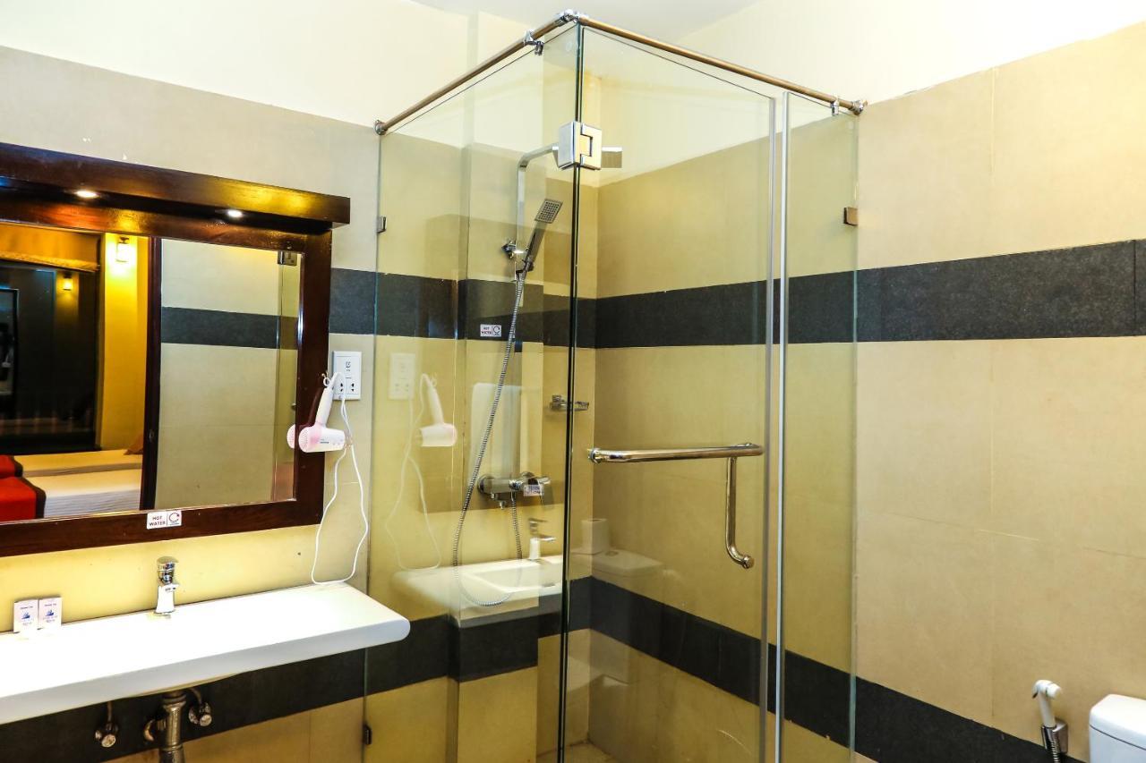 Oak Ray City Hotel Κάντι Εξωτερικό φωτογραφία